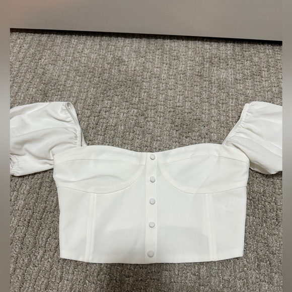 Tigermist: crop top puff sleeves - Picture 2 of 4